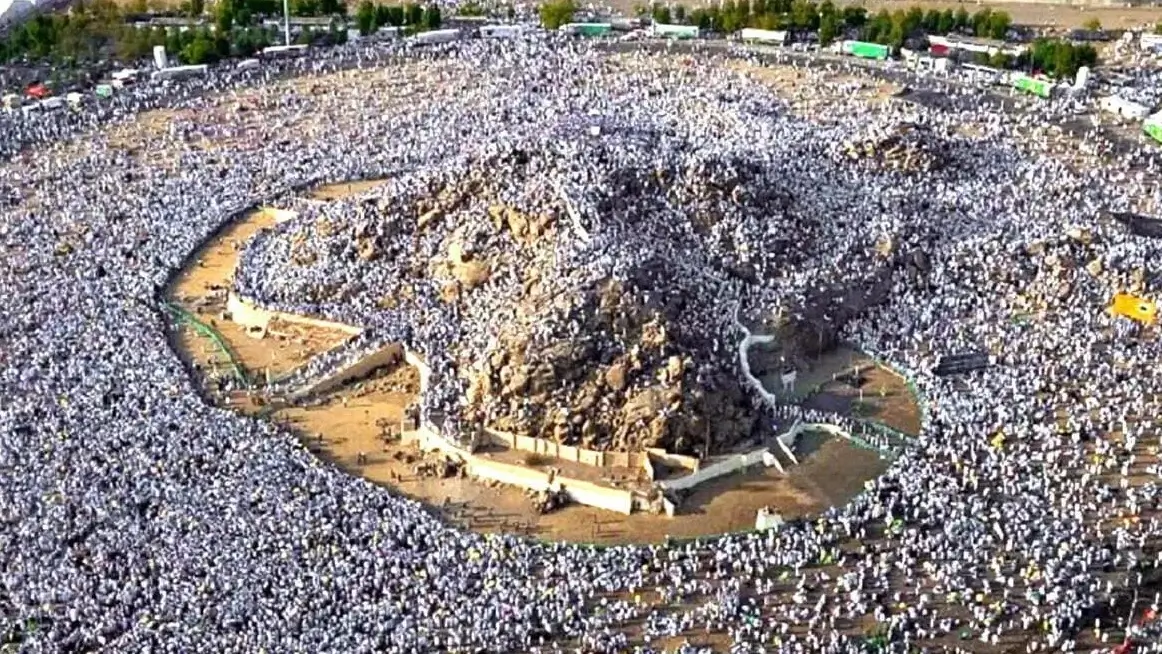 H-1 Puncak Haji, Masjid Agung Al Azhar Matangkan Persiapan Salat Id dan Manajemen Kurban Modern